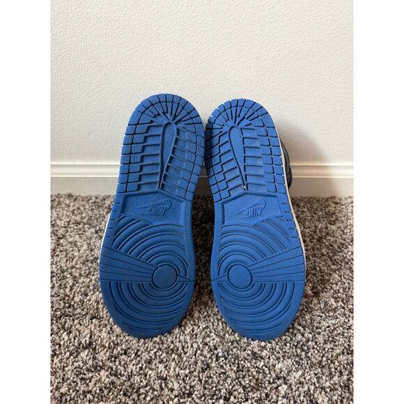 Nike Air Jordan youth size 1 - Picture 7 of 7